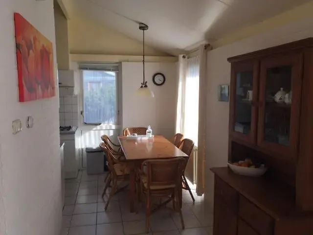 052 Hébergement de vacances Petten